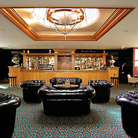 千禧国际巴黎查尔斯戴高乐酒店 4*