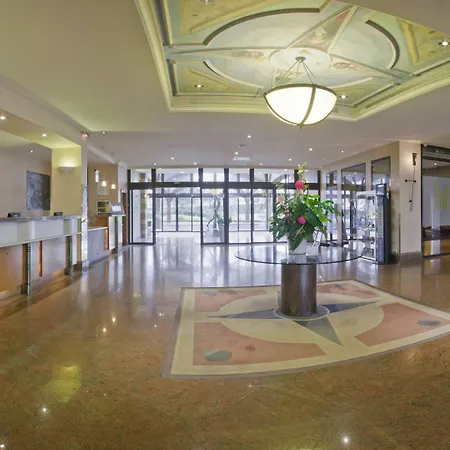 Millennium Paris Charles De Gaulle