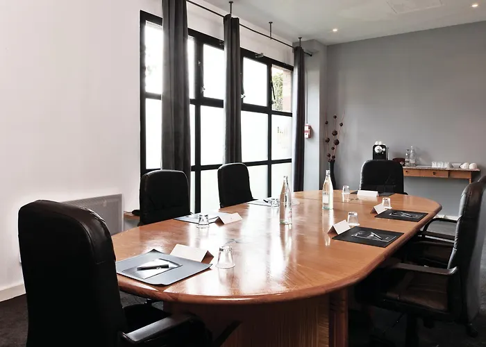 밀레니엄 호펠 파리 샤를 드골 4*